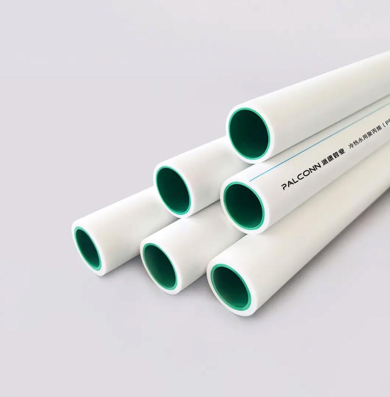 专业地暖管与管材管件生产厂家 产品种类多，规格齐全，服务一流